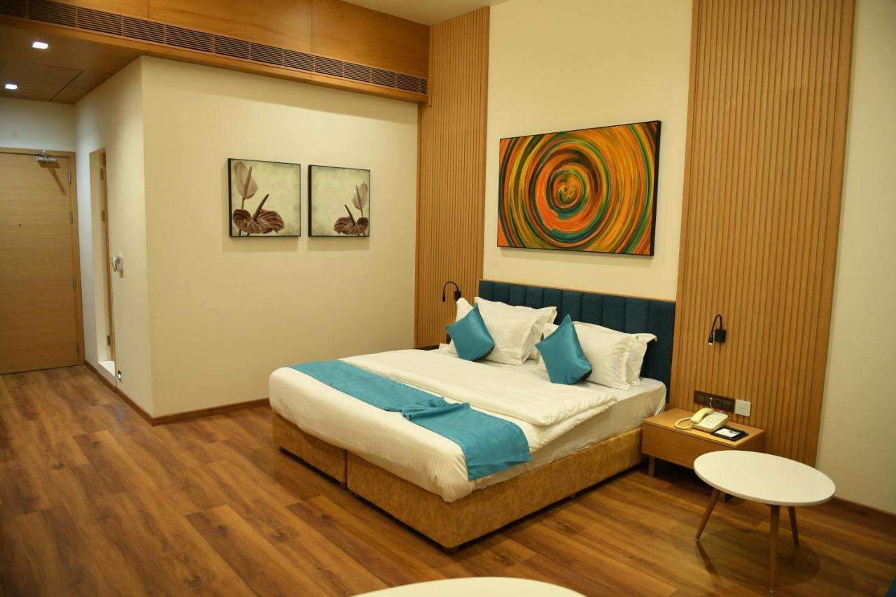 Hotel Blueivy Anand Luaran gambar