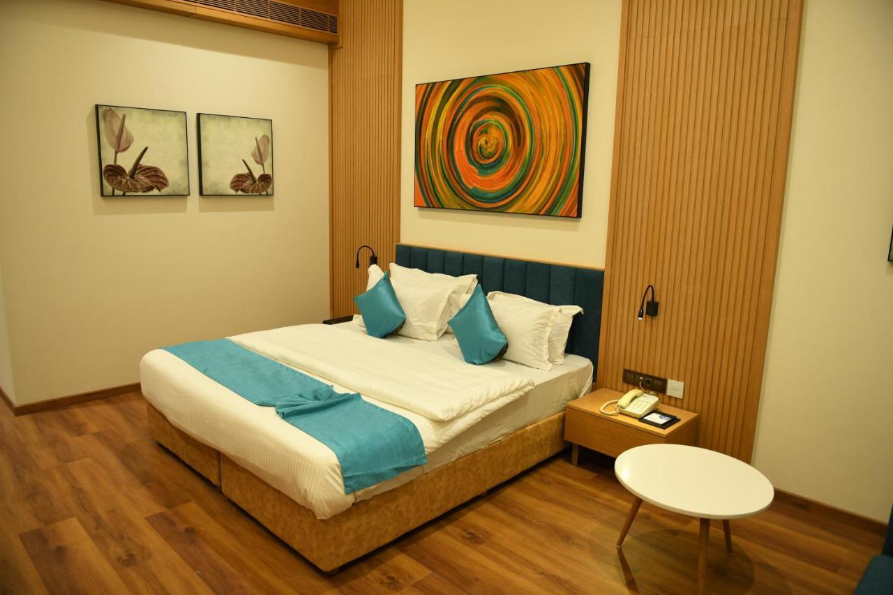 Hotel Blueivy Anand Luaran gambar