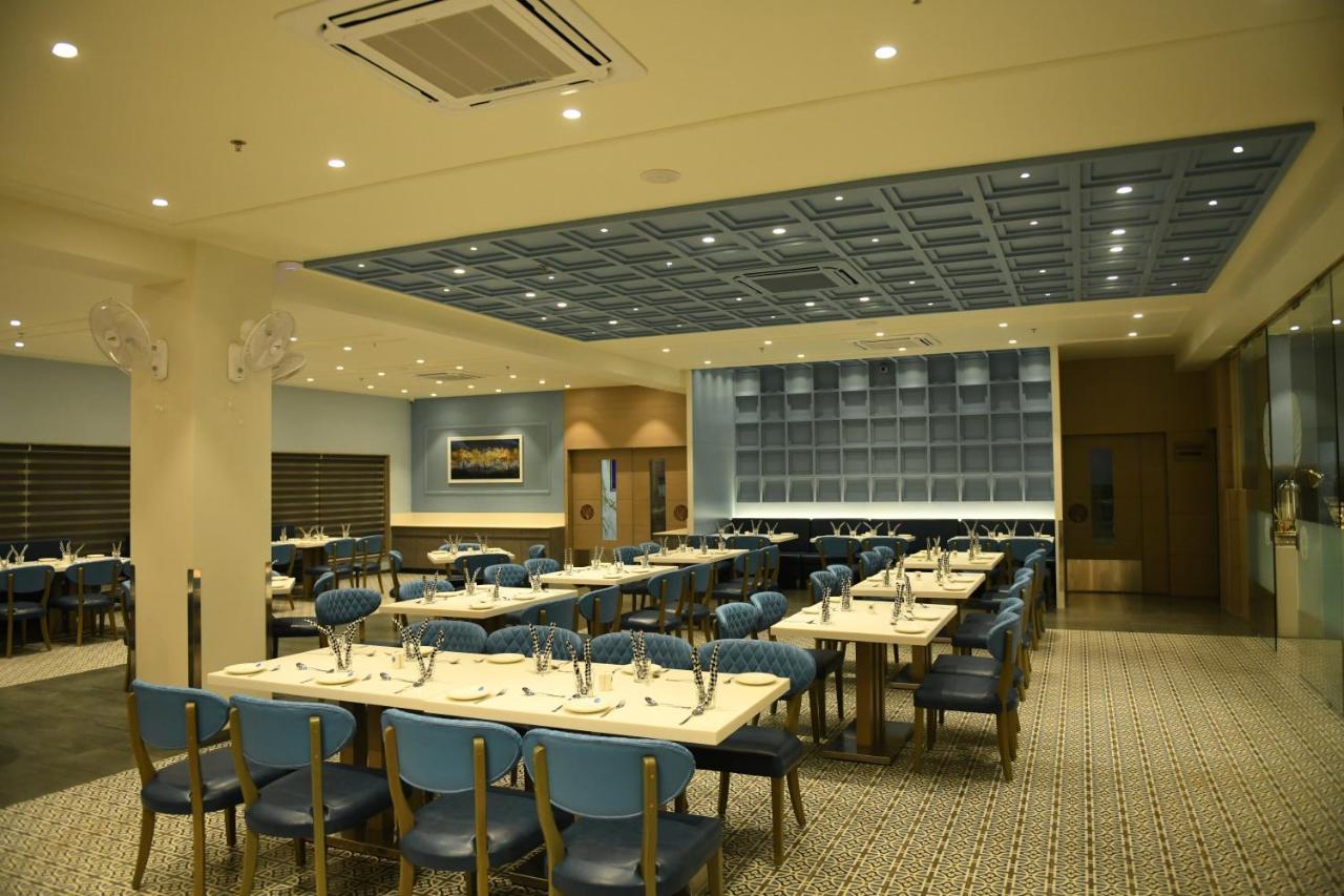 Hotel Blueivy Anand Luaran gambar