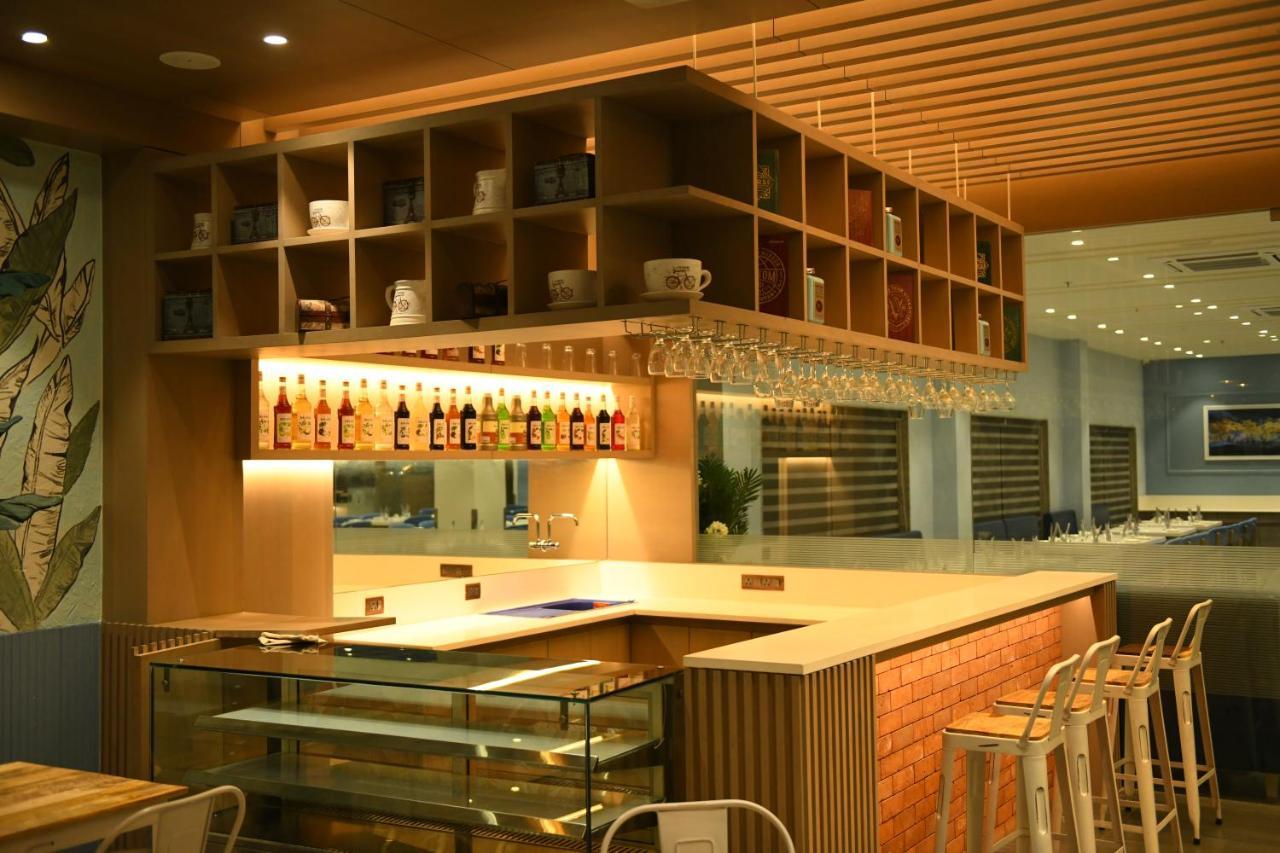 Hotel Blueivy Anand Luaran gambar