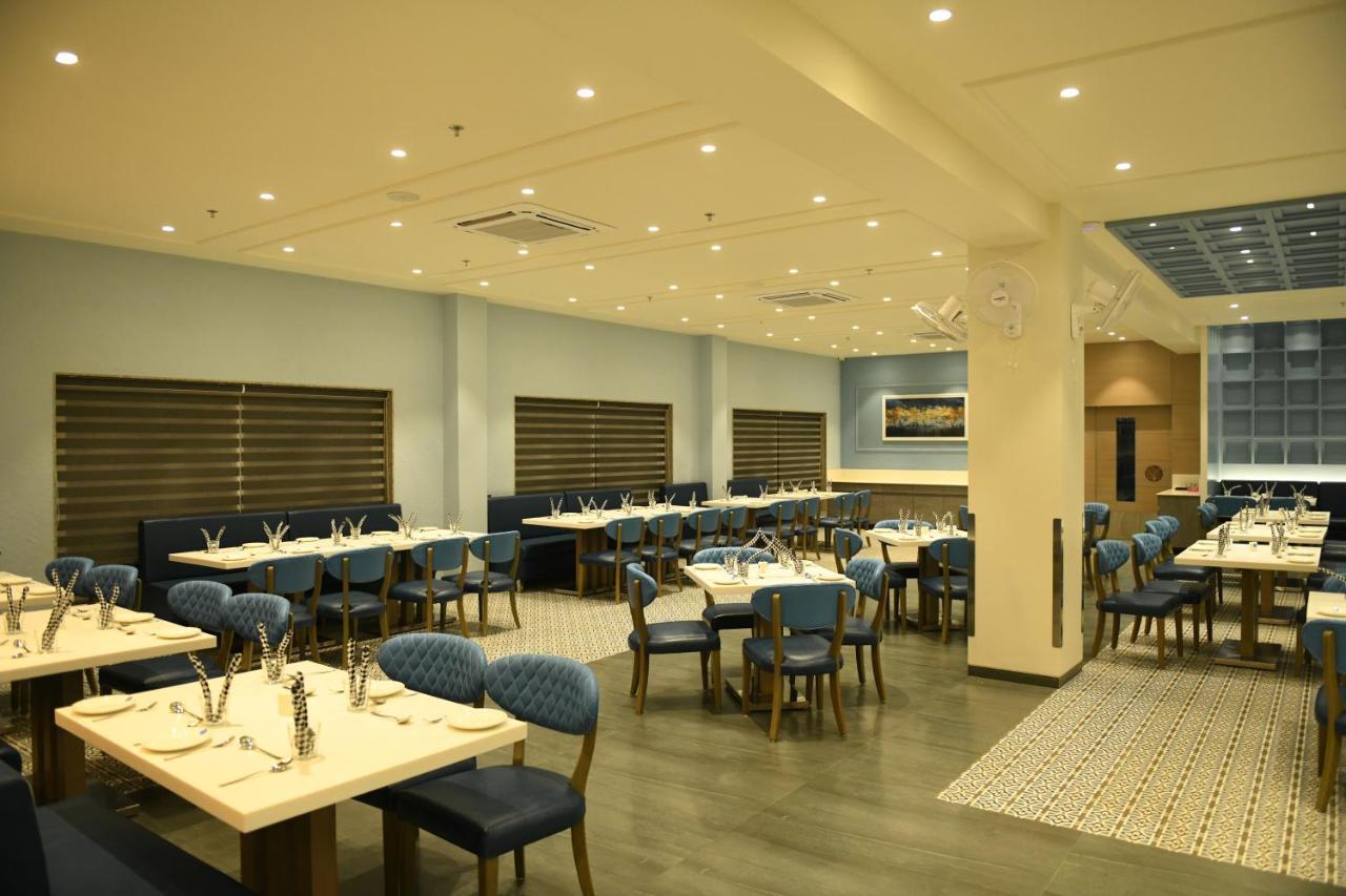 Hotel Blueivy Anand Luaran gambar