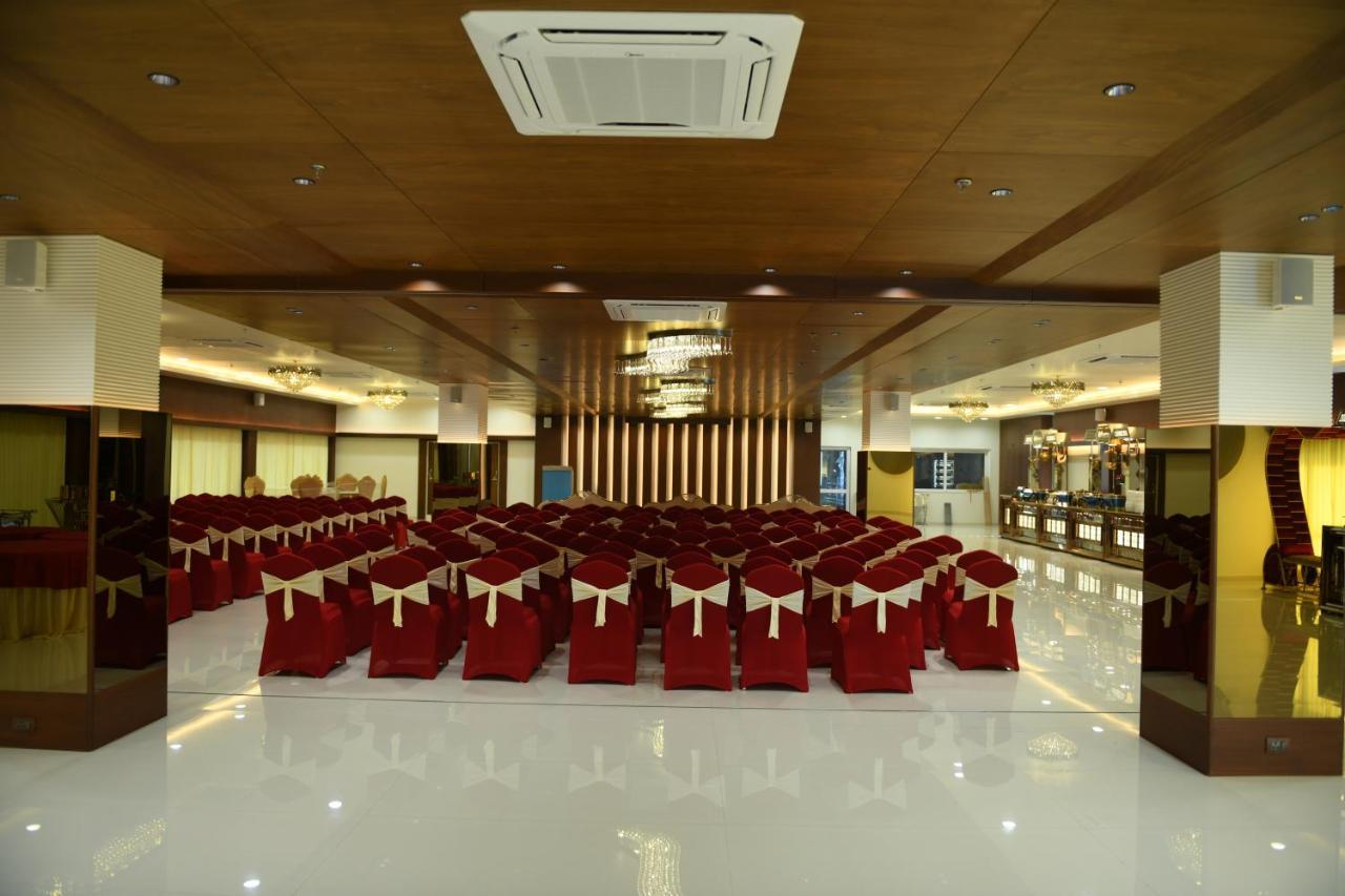 Hotel Blueivy Anand Luaran gambar