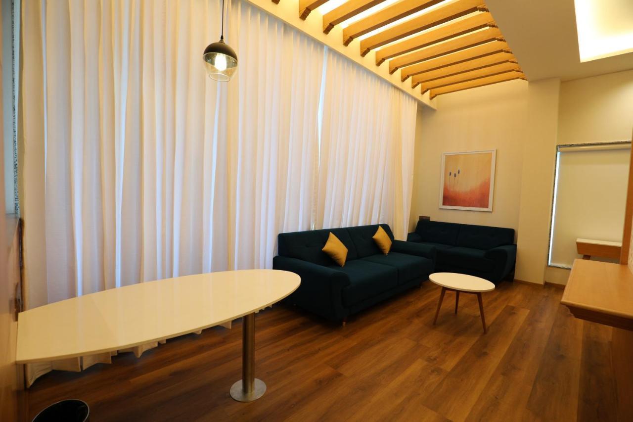 Hotel Blueivy Anand Luaran gambar