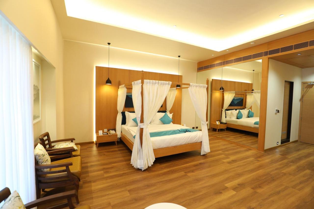 Hotel Blueivy Anand Luaran gambar